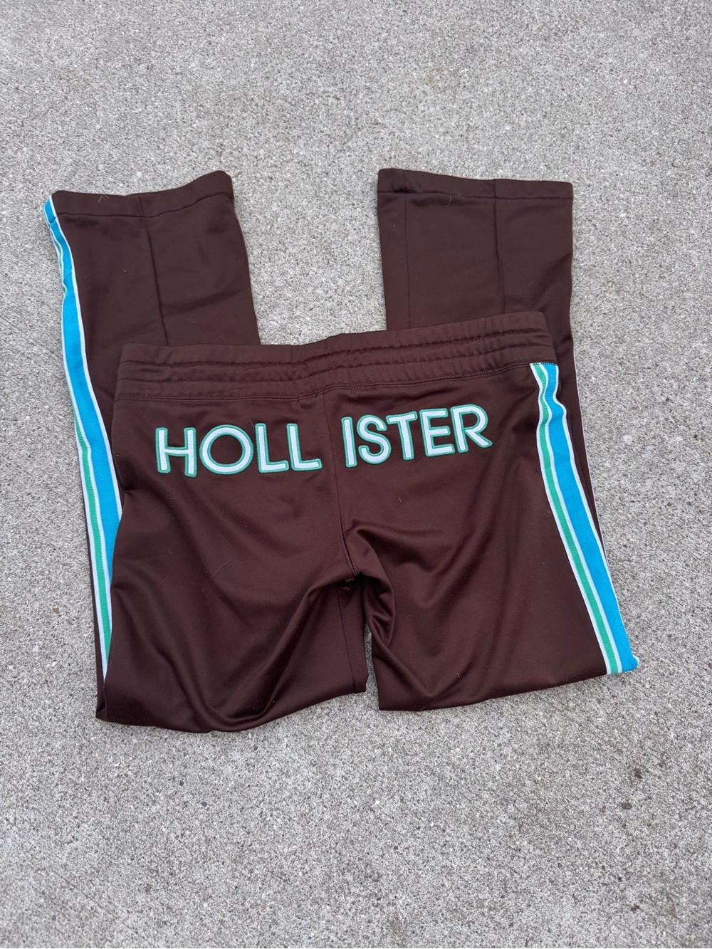 Hollister Brown Leggings with Blue & White Side Stripes